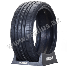 HP1000 215/35 R18 